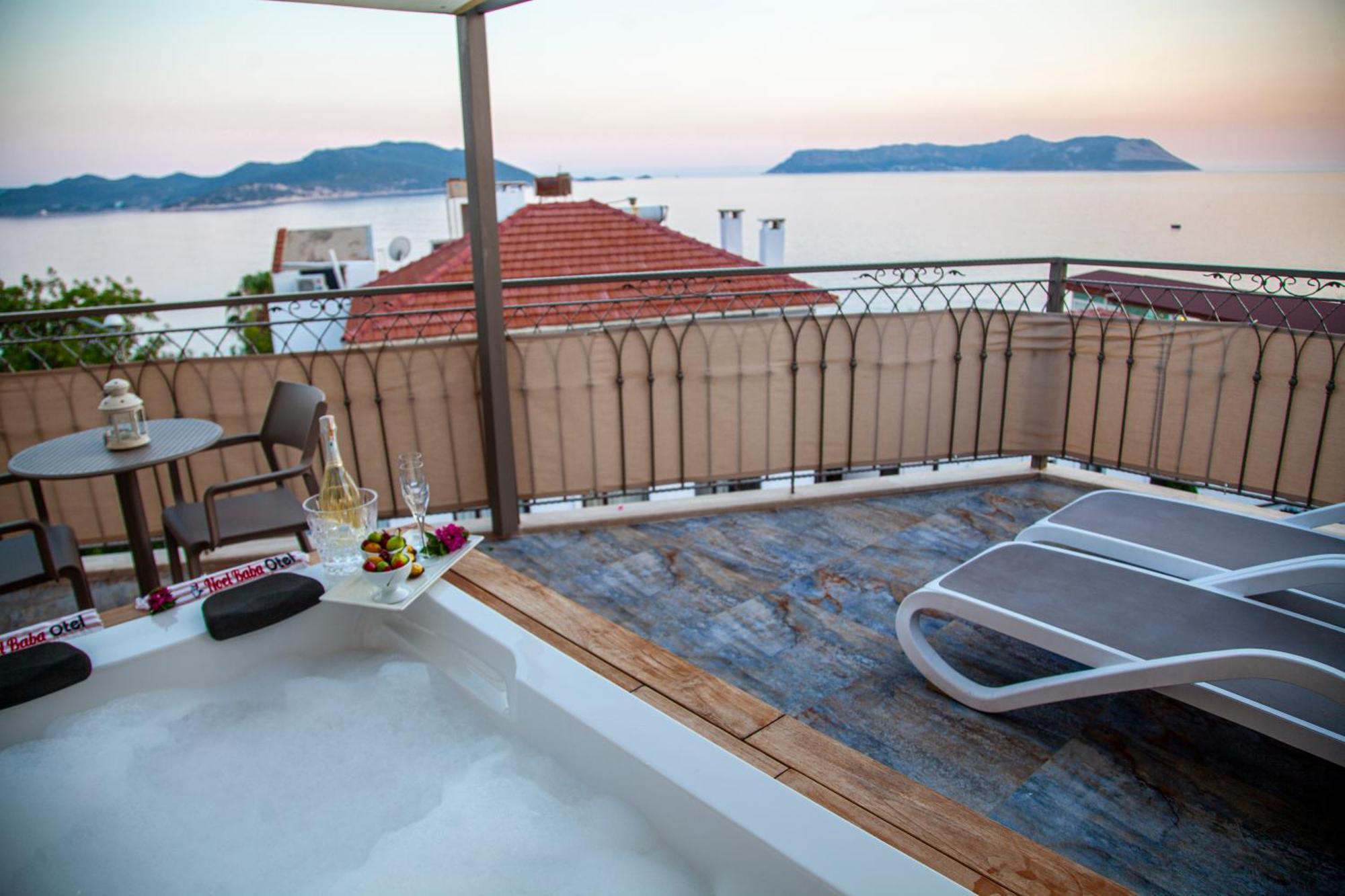 Noel Baba Hotel Kaş Ngoại thất bức ảnh